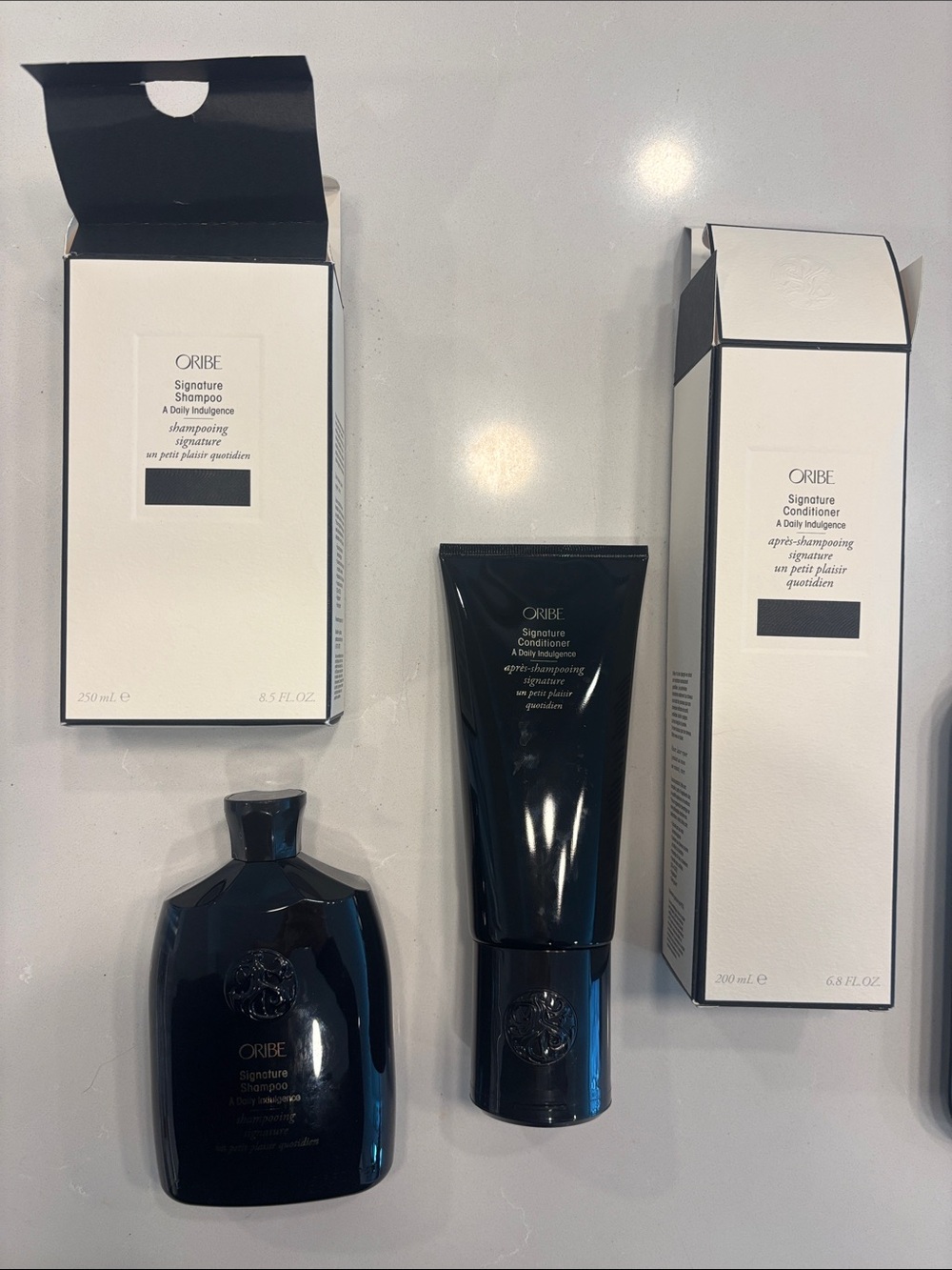 NIB NWT Oribe Signature shampoo & conditioner